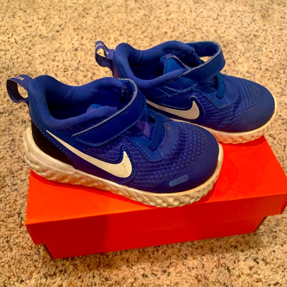 Toddler boys Nike shoes!